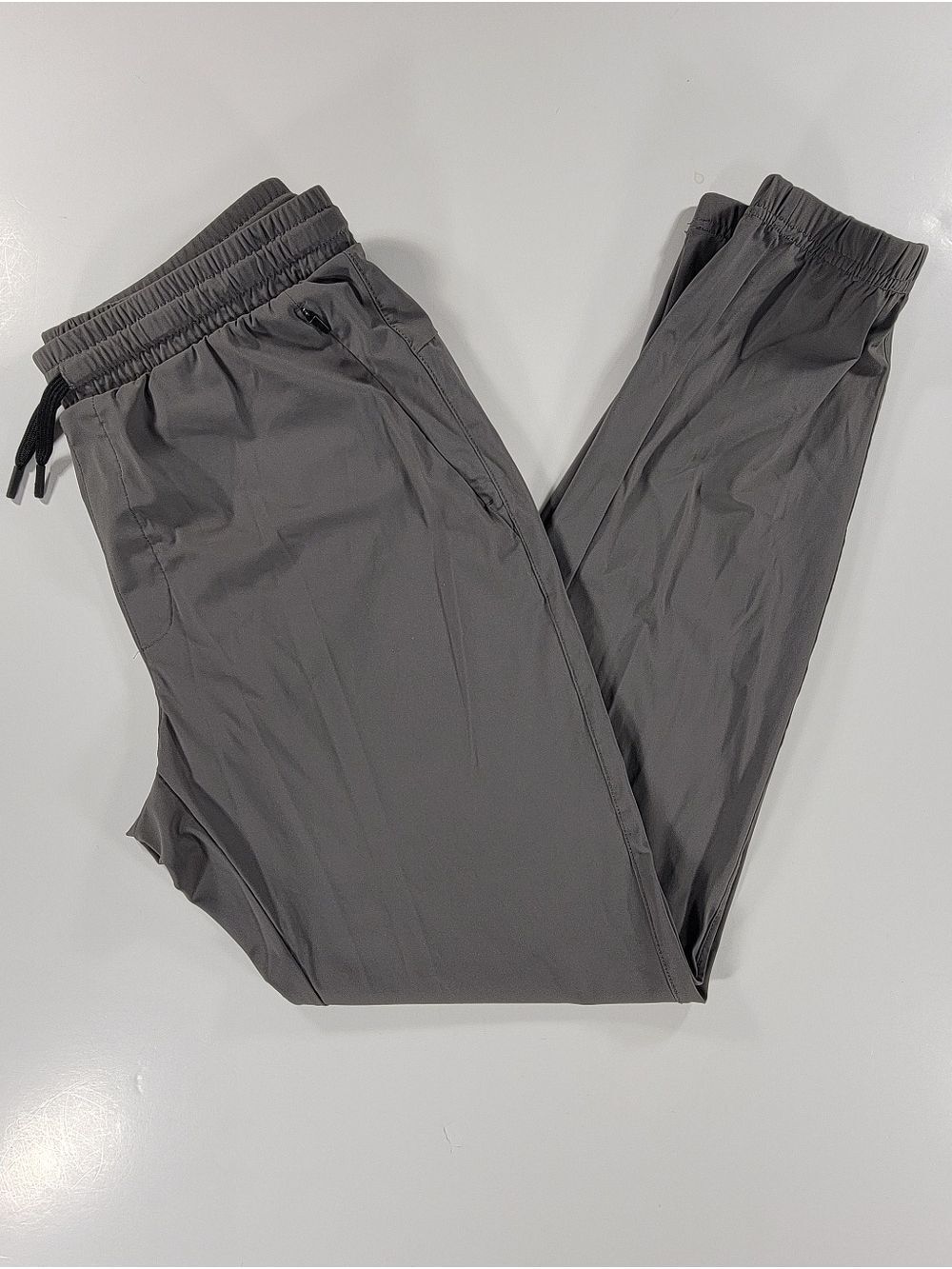 UNRL Mens Performance Joggers Gray Nylon Golf Tapered Stretch Medium Drawstring